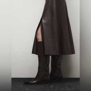 Massimo Dutti Heeled Leather Boots - Limited Edition Size 39